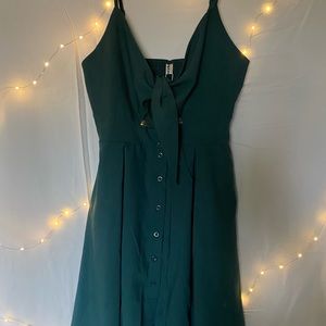 Beautiful green short dress!